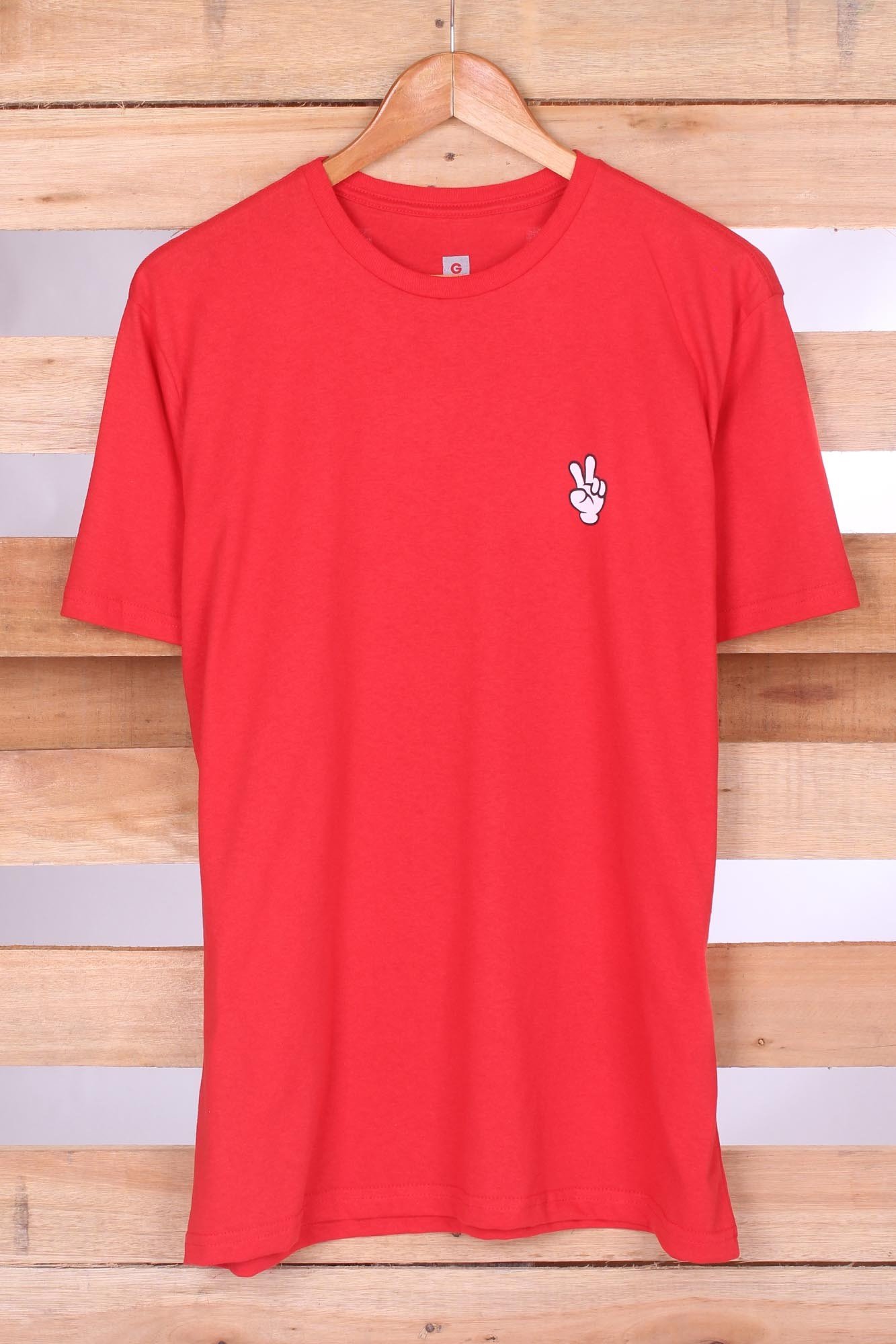 Camiseta Masculina Peace and Love