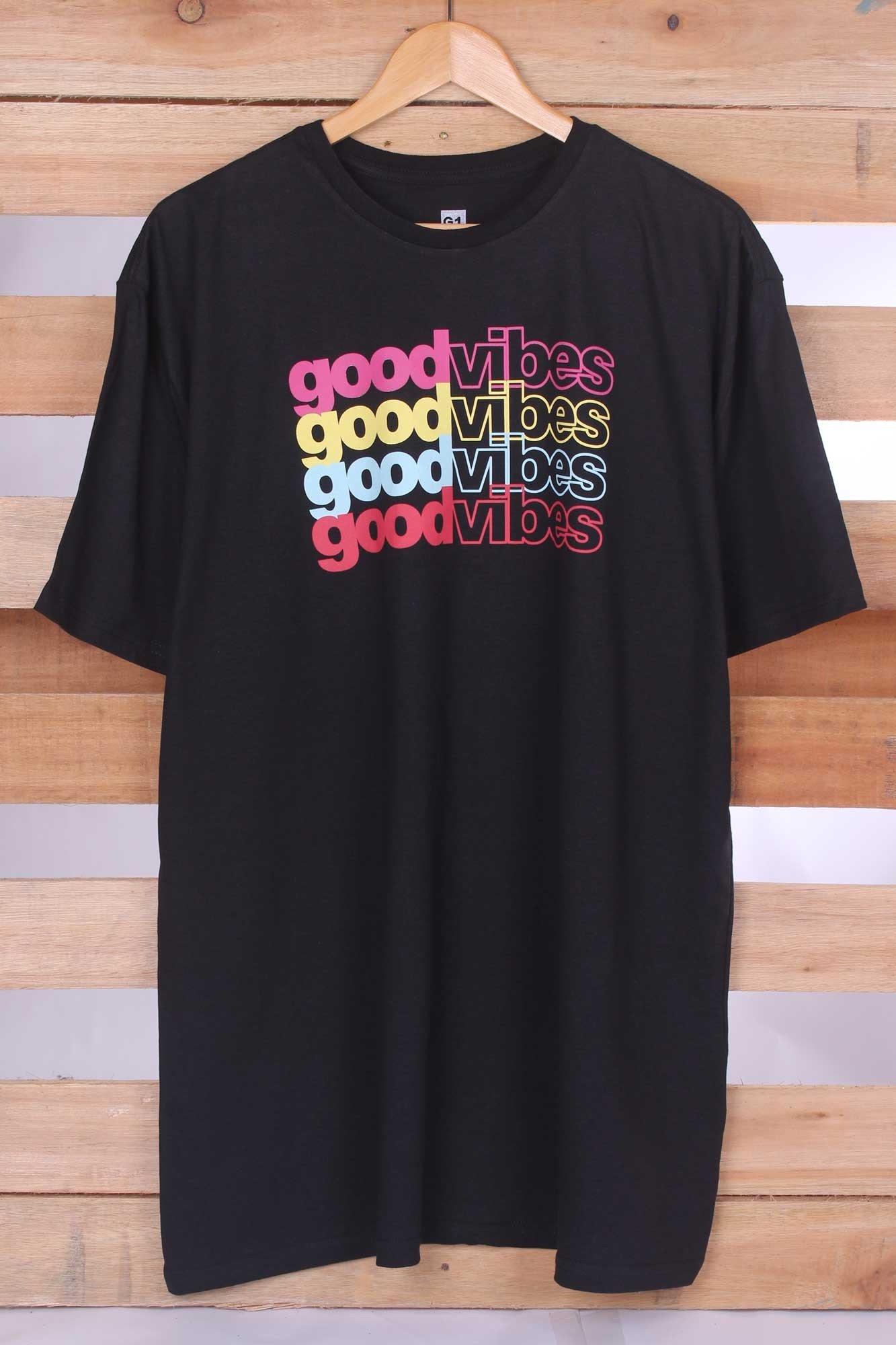 Camiseta Good Vibes - Plus Size