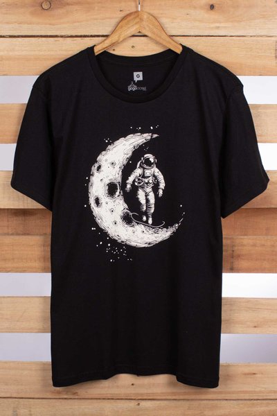 camiseta astronaut preto 1