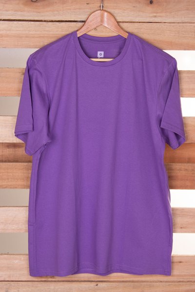 camiseta basica roxa